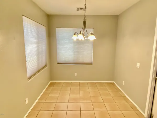 $2,200 | 510 West Julie Drive, Tempe, AZ 85283