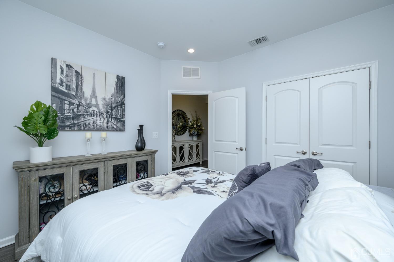 31 Harvest Ridge Road Howell, NJ 07731 - Photo 4 of 41 Gallery Image 4