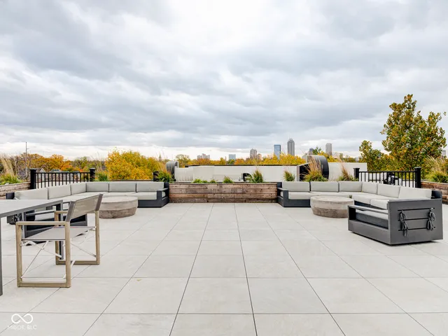 $400,000 | 319 East 16th Street, Unit 206, Indianapolis, IN 46202