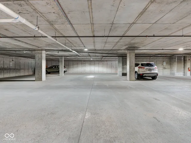 $400,000 | 319 East 16th Street, Unit 206, Indianapolis, IN 46202