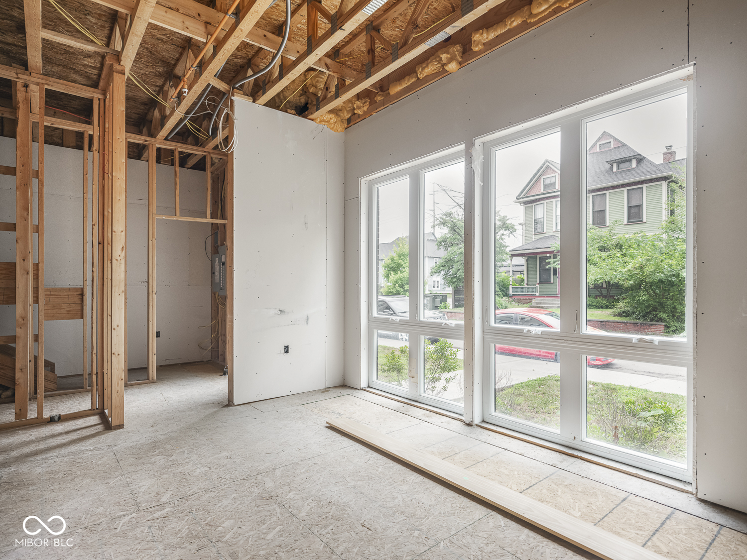 319 East 16th Street, Unit 206 Indianapolis, IN 46202 - Photo 3 of 33