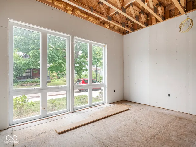 $400,000 | 319 East 16th Street, Unit 206, Indianapolis, IN 46202