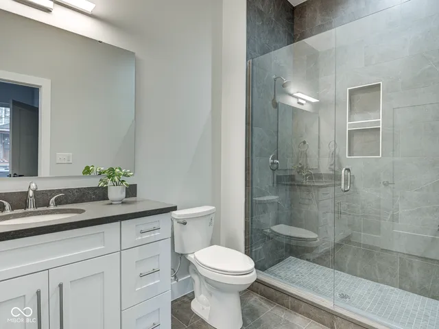 $400,000 | 319 East 16th Street, Unit 206, Indianapolis, IN 46202