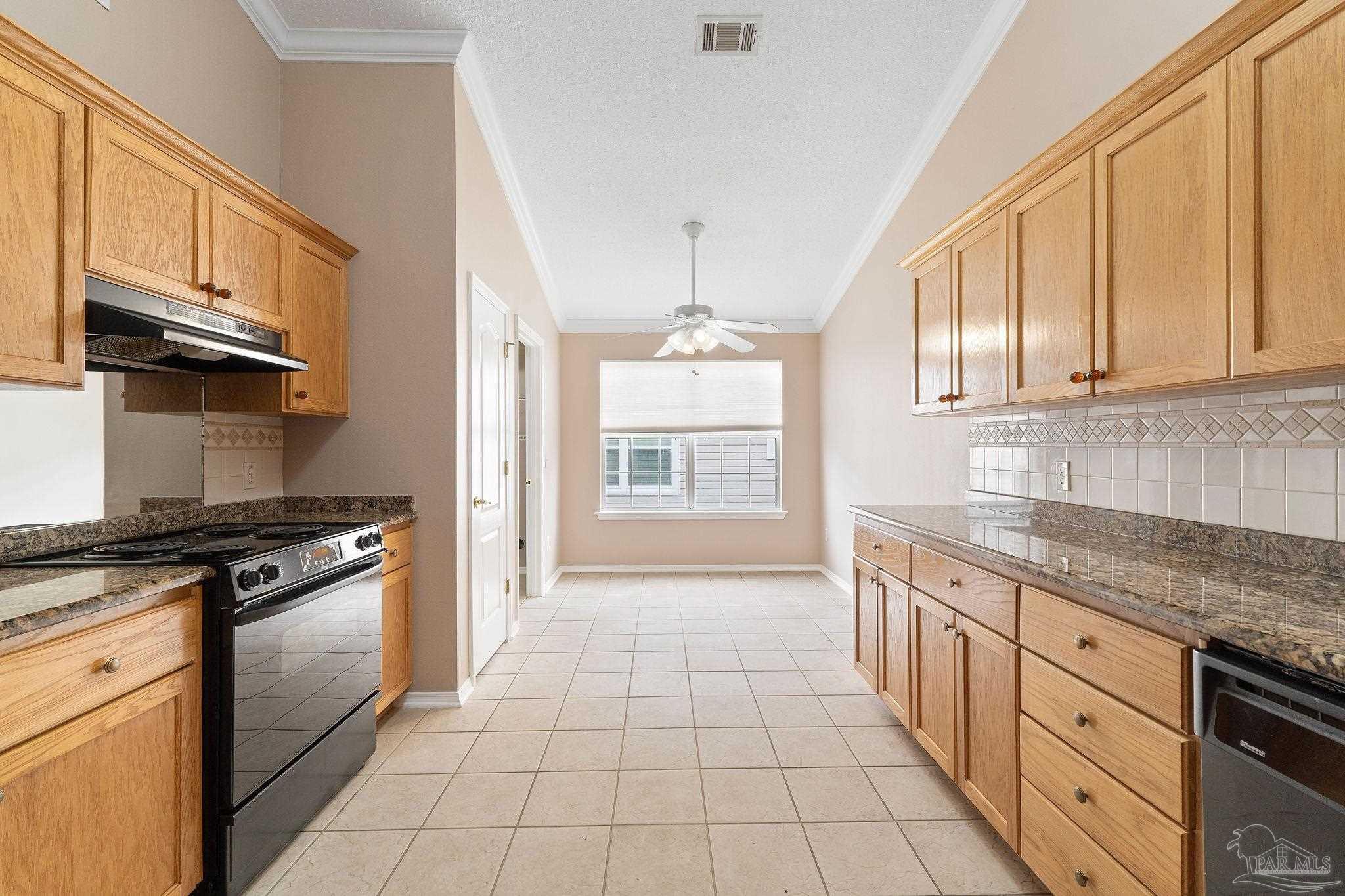 775 Hanley Downs Drive Cantonment, FL 32533 - Photo 12 of 35