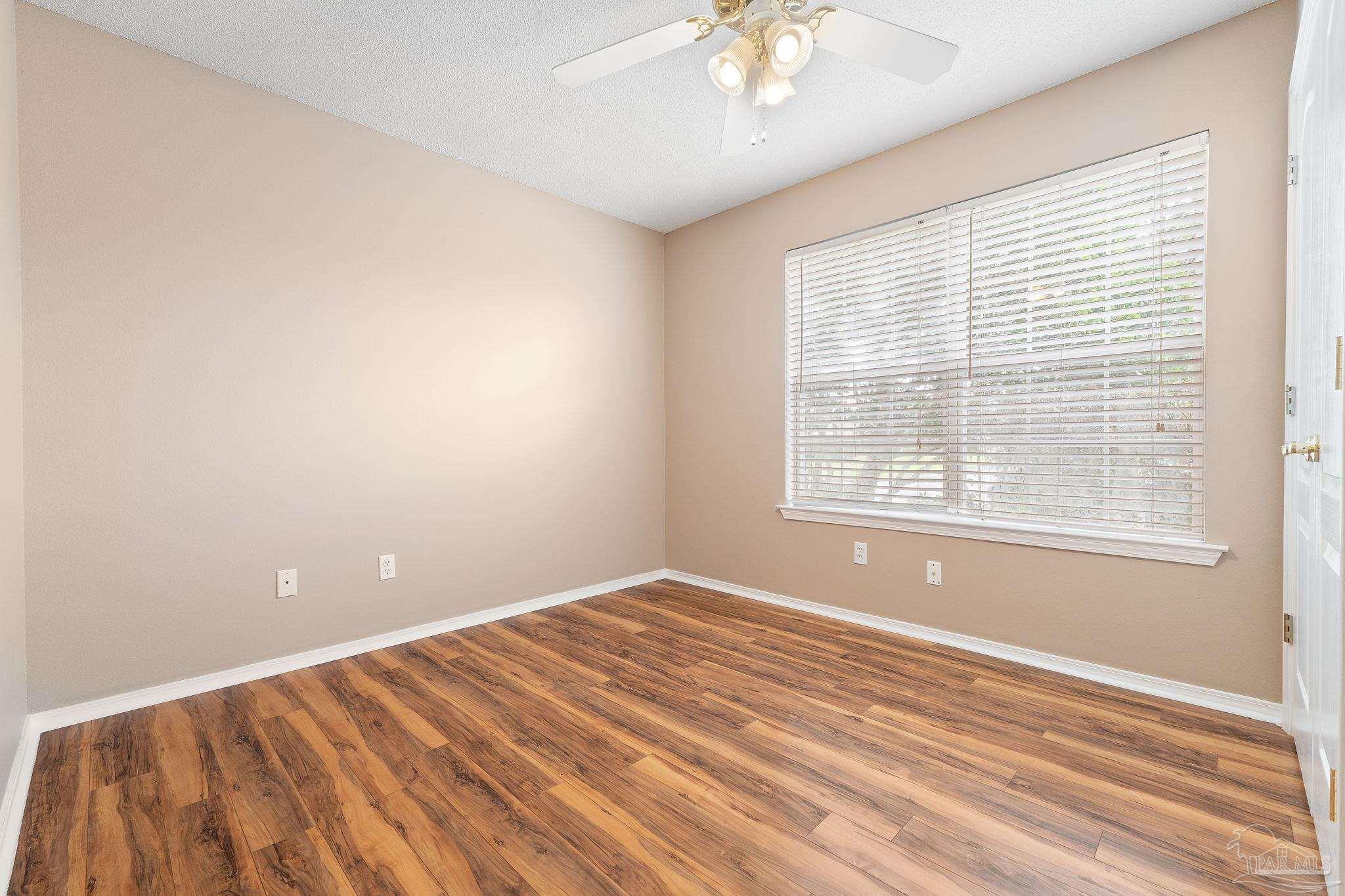 775 Hanley Downs Drive Cantonment, FL 32533 - Photo 19 of 35