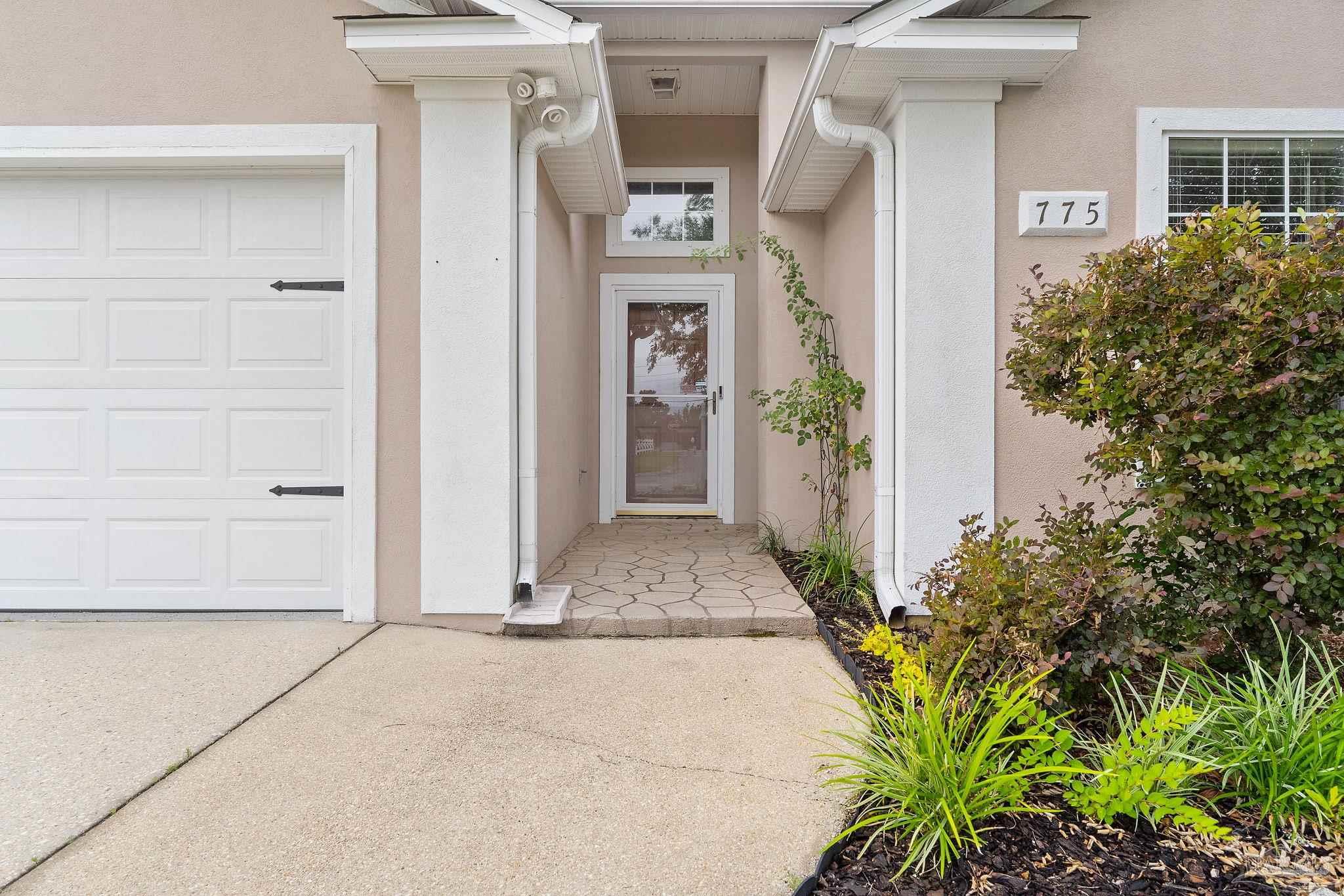 775 Hanley Downs Drive Cantonment, FL 32533 - Photo 3 of 35