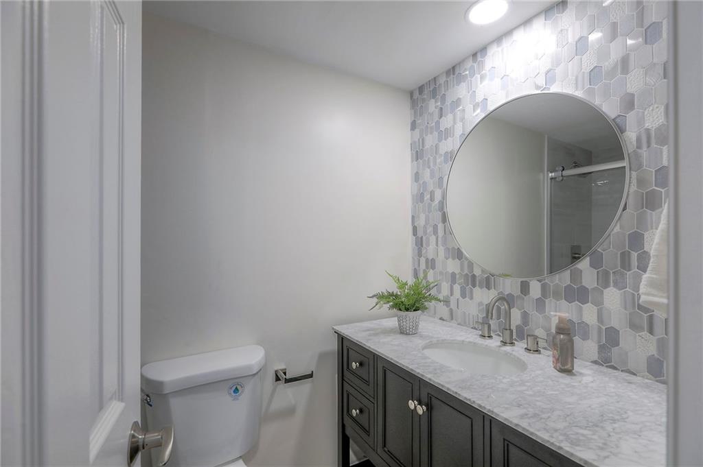 4545 Wornall Road, Unit 1009 Kansas City, MO 64111 - Photo 14 of 27