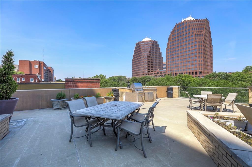 4545 Wornall Road, Unit 1009 Kansas City, MO 64111 - Photo 24 of 27