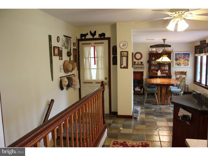 3410 Lewis Road Newtown Square, PA 19073 - Photo 4 of 23 a view of a interior of house