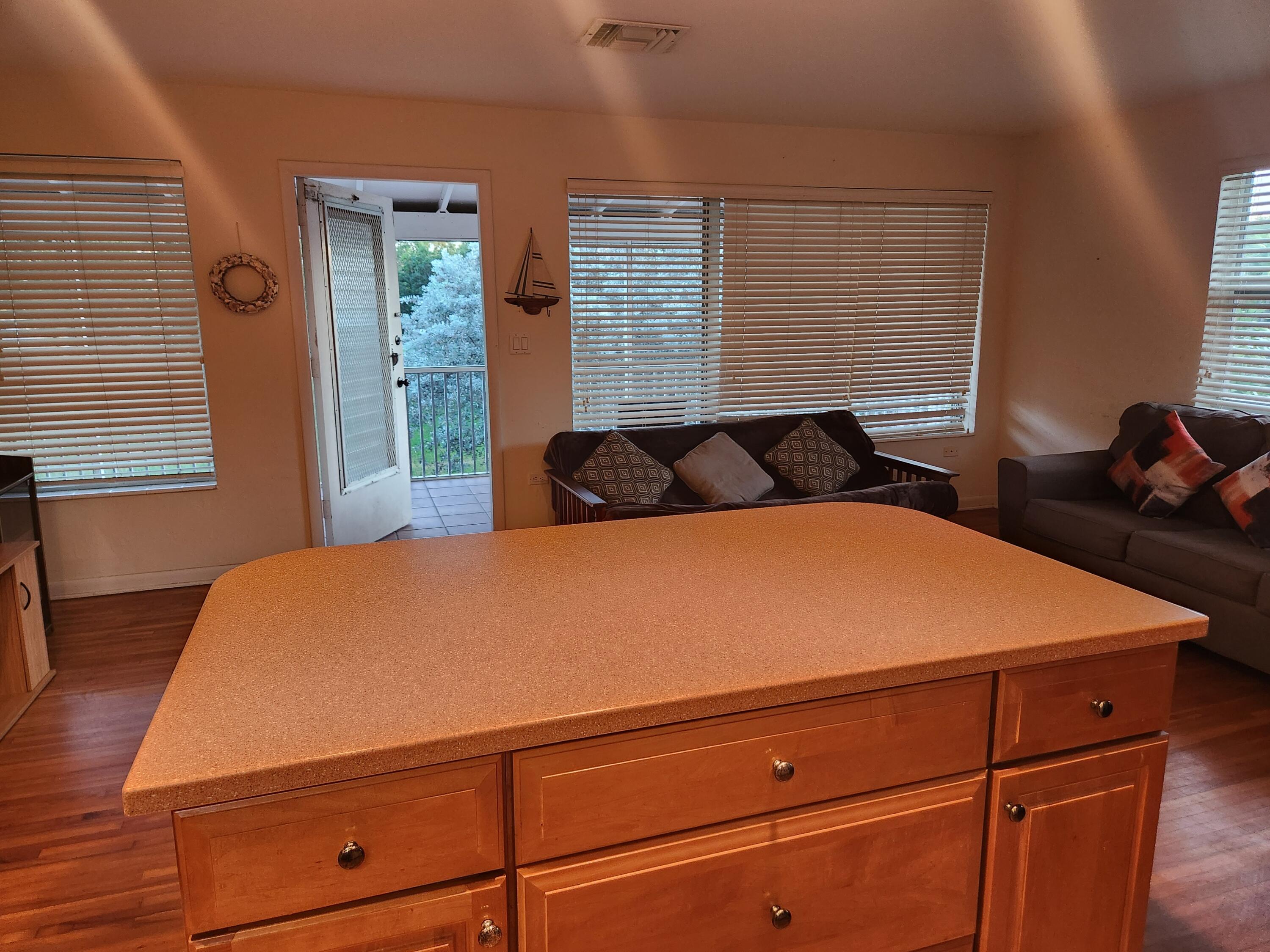 27 Seaside Avenue Key Largo, FL 33037 - Photo 5 of 23 20251219_172010