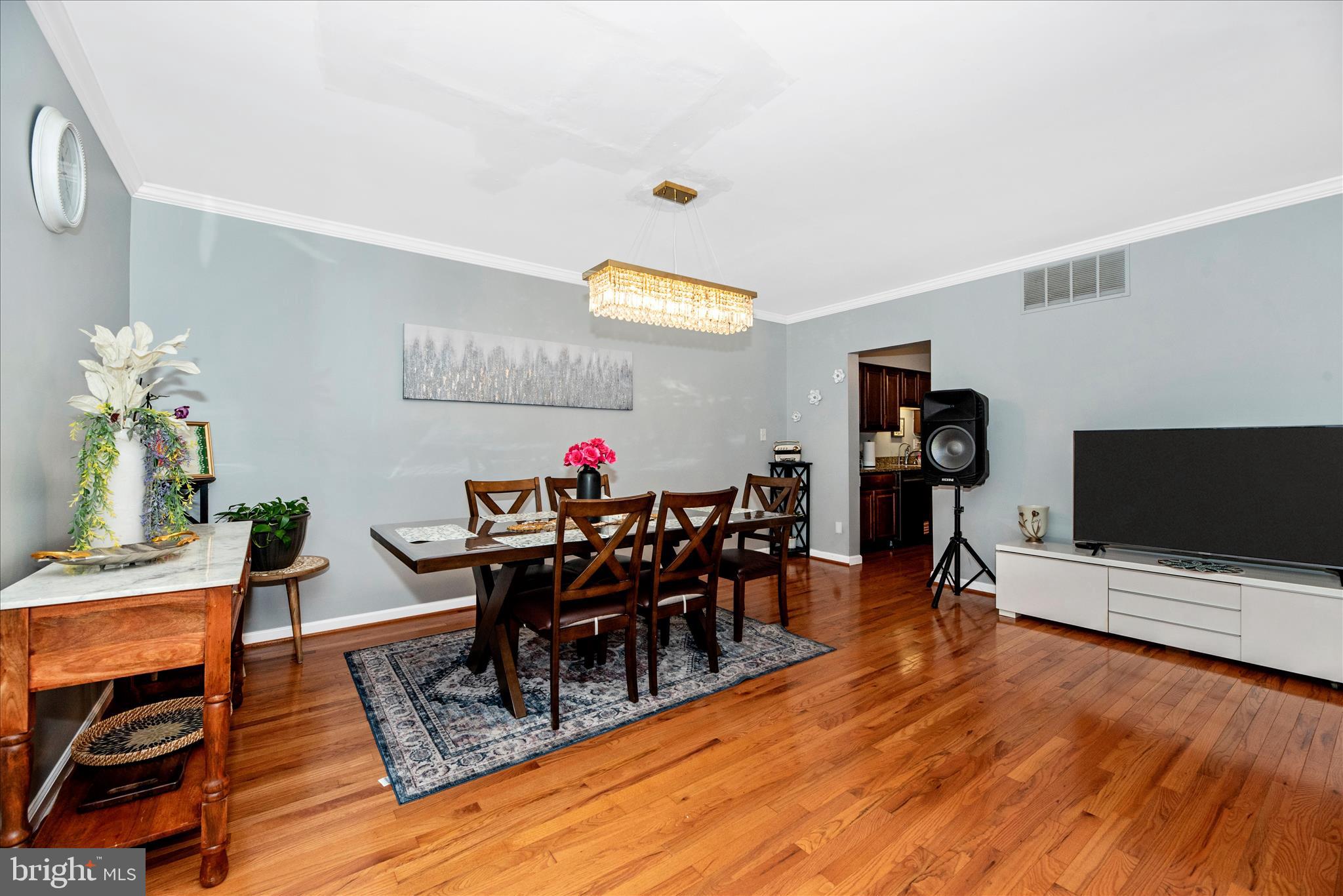 2309 Wonderview Road Lutherville-Timonium, MD 21093 - Photo 10 of 42 Dining Room