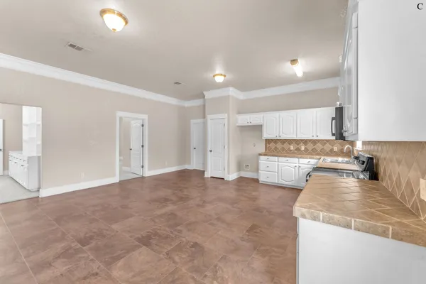 $1,550,000 | 3424 South Old Bastrop Highway, San Marcos, TX 78666