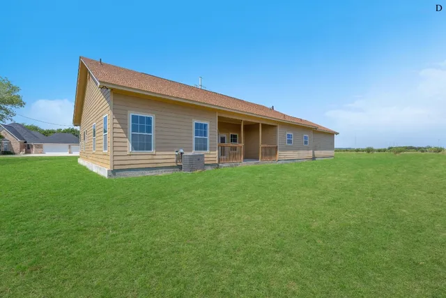 $1,600,000 | 3424 South Old Bastrop Highway, San Marcos, TX 78666