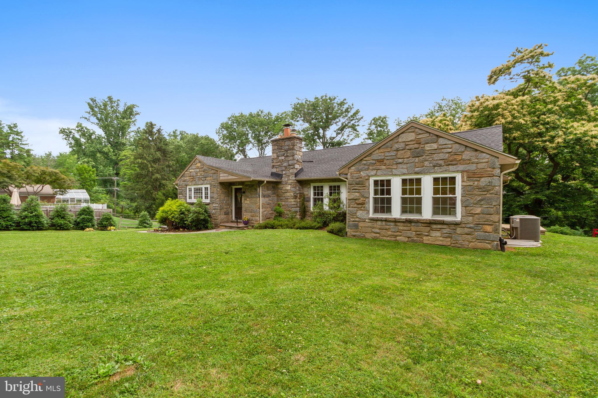 10 Irving Road Wallingford, PA 19086 - Photo 3 of 44 Gallery Image 3