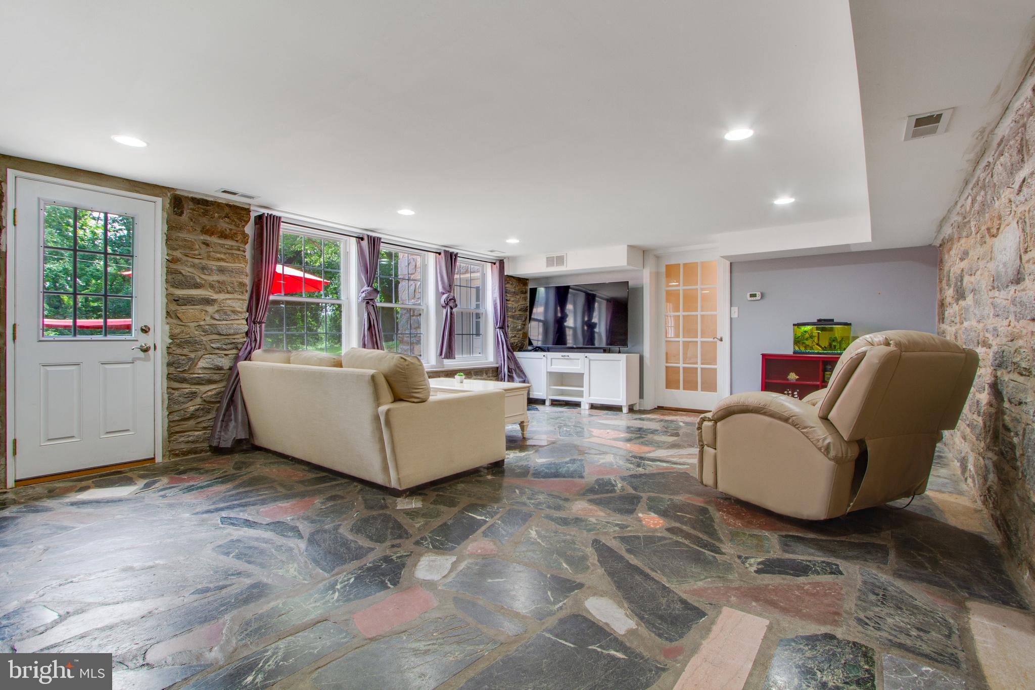 10 Irving Road Wallingford, PA 19086 - Photo 29 of 44 Gallery Image 29