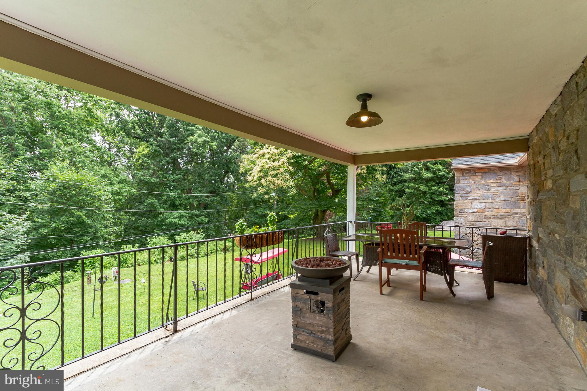 10 Irving Road Wallingford, PA 19086 - Photo 6 of 44 Gallery Image 6