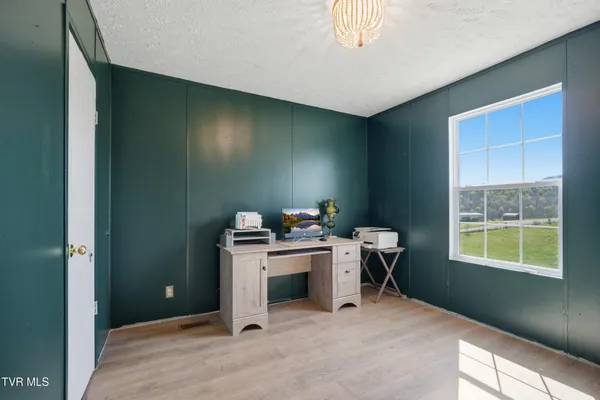 $299,999 | 38 Spring Ridge Court, Lebanon, VA 24266