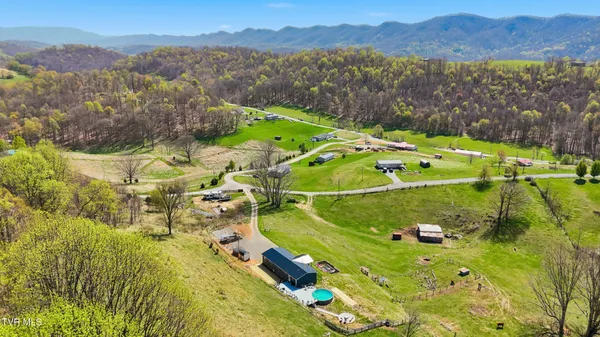 $299,999 | 38 Spring Ridge Court, Lebanon, VA 24266