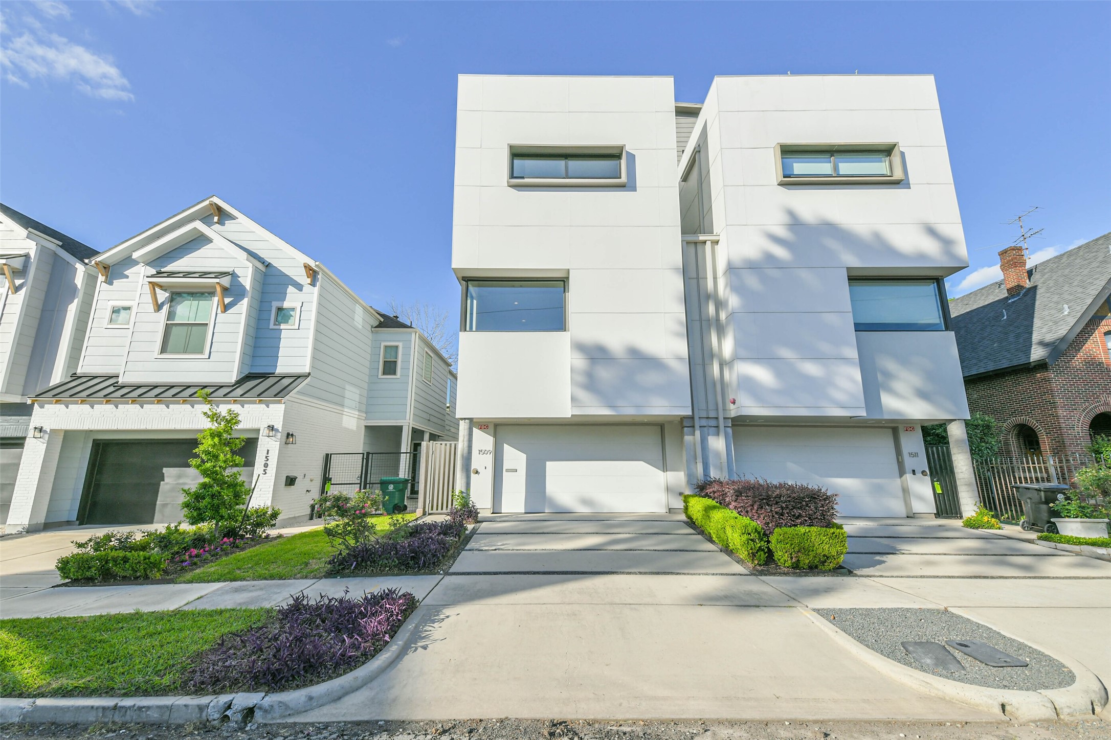1509 Ruth Street Houston, TX 77004 - Photo 33 of 33 Elevation view showing the beautiful and well-maintained home and landscape.