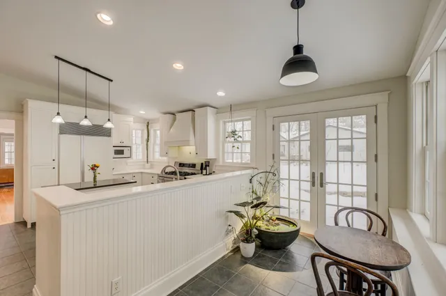 $575,000 | 360 3rd Street, Marine on St. Croix, MN 55047