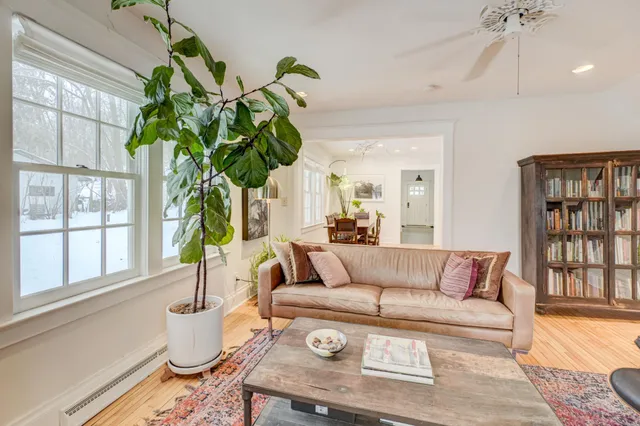 $575,000 | 360 3rd Street, Marine on St. Croix, MN 55047