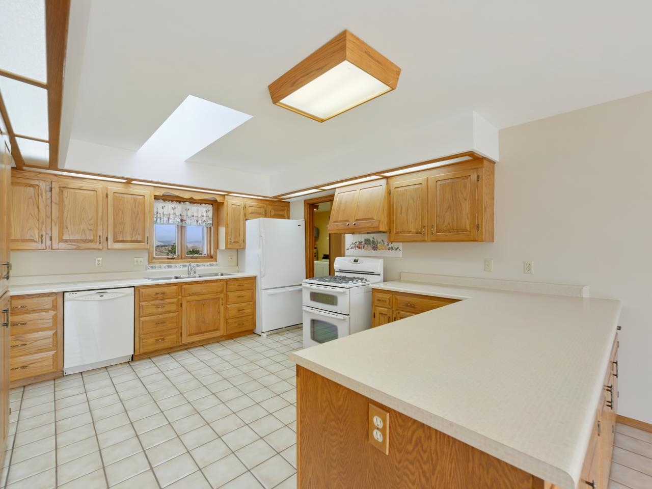 2298 Shiprock Road Grand Junction, CO 81507 - Photo 9 of 39 Gallery Image 9
