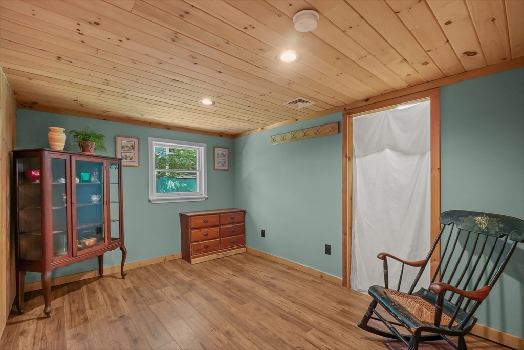 12 Juniper Road Lakeville, MA 02347 - Photo 20 of 42