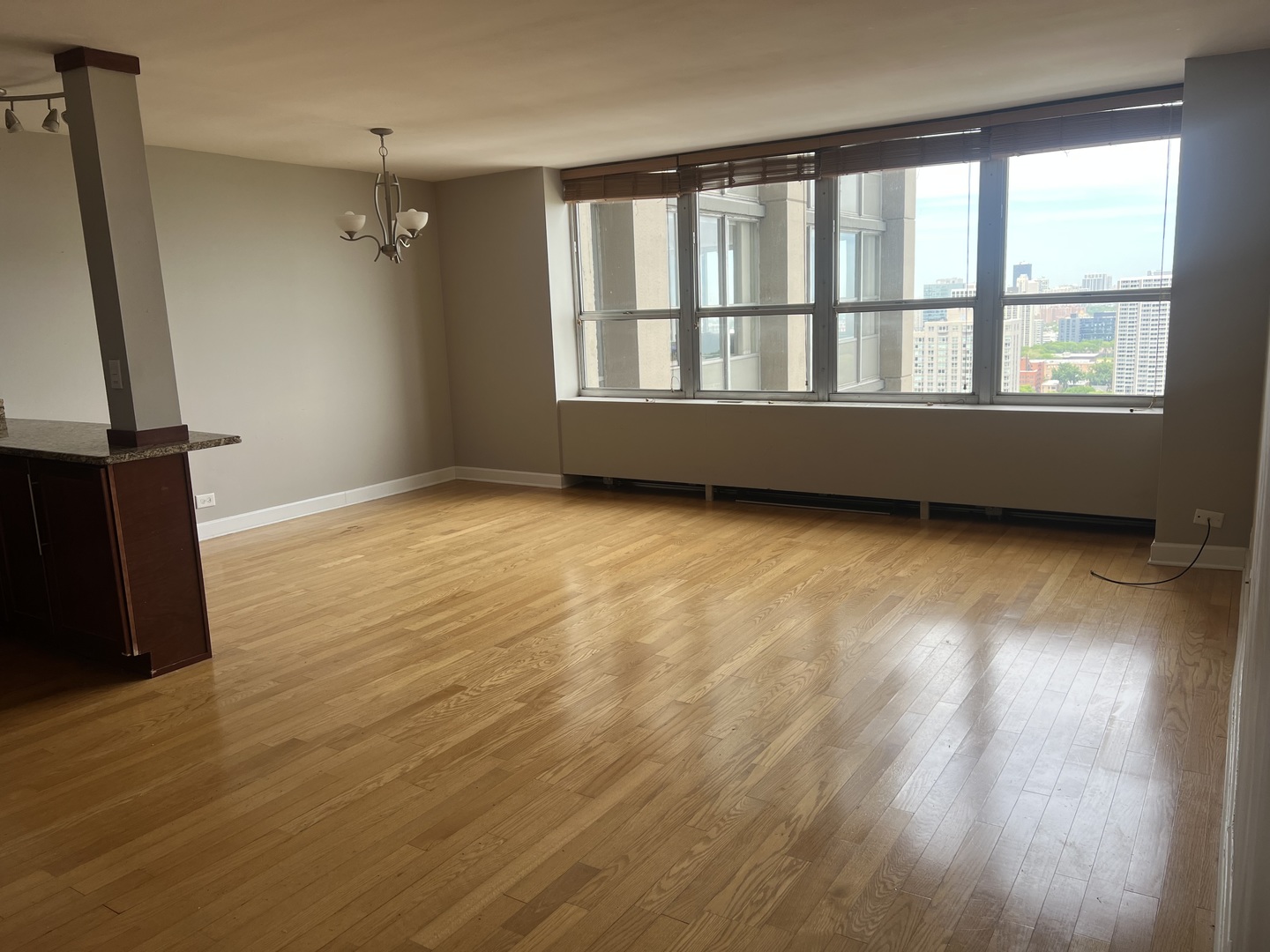 655 West Irving Park Road, Unit 2708 Chicago, IL 60613 - Photo 2 of 14
