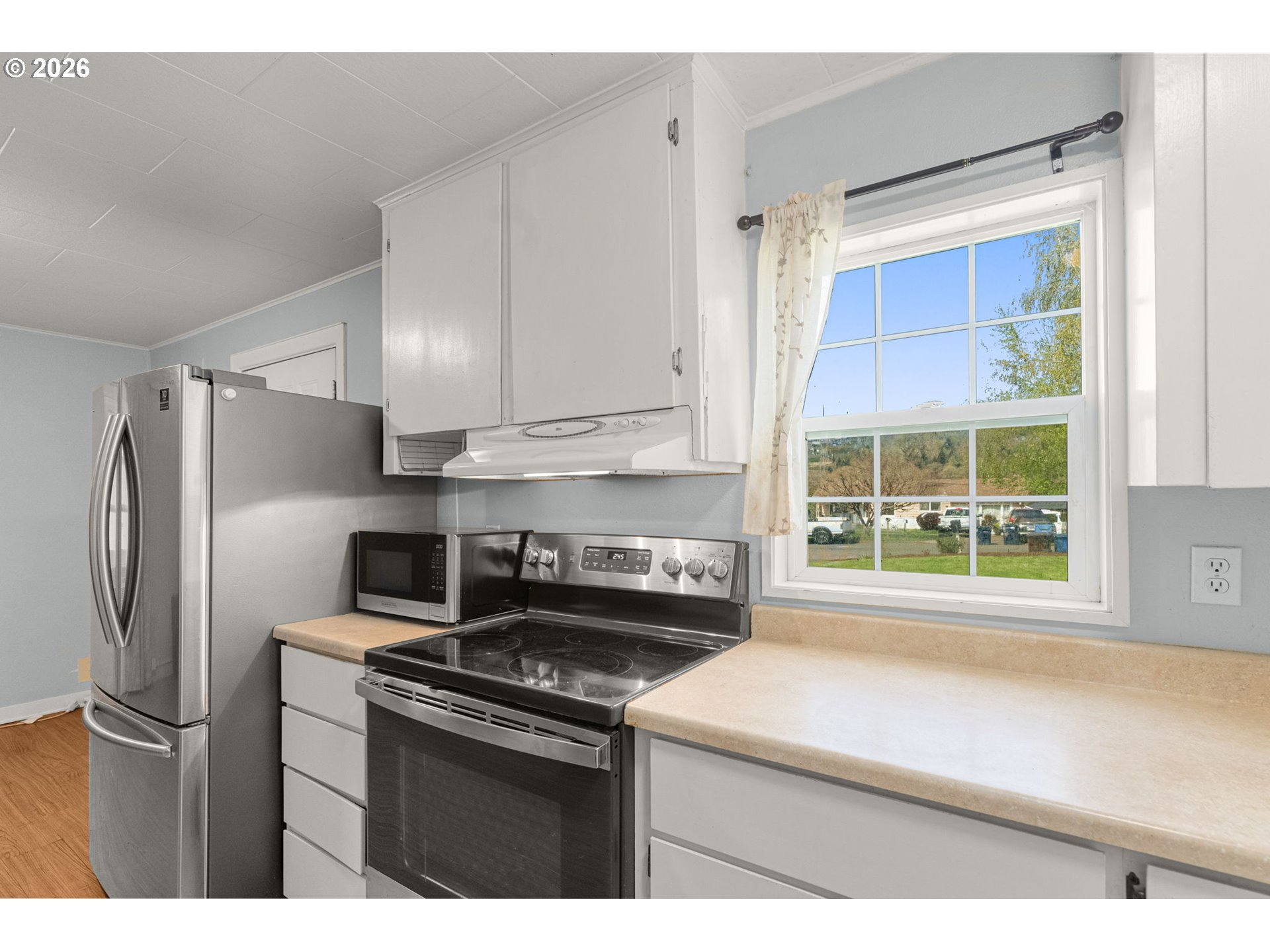 2946 East 1st Avenue Camas, WA 98607 - Photo 6 of 48