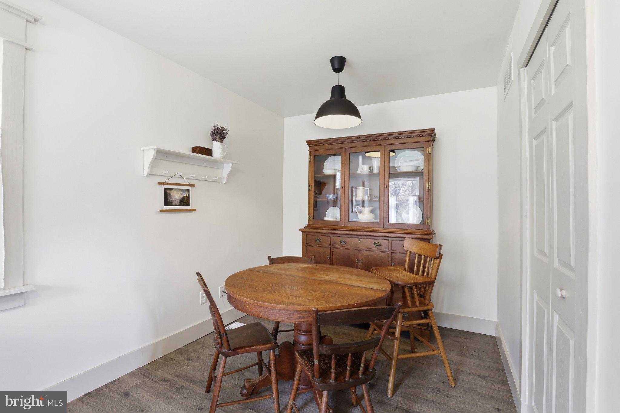 412 Three Bridge Road Newfield, NJ 08344 - Photo 18 of 26 Charming dining nook with vintage flair.