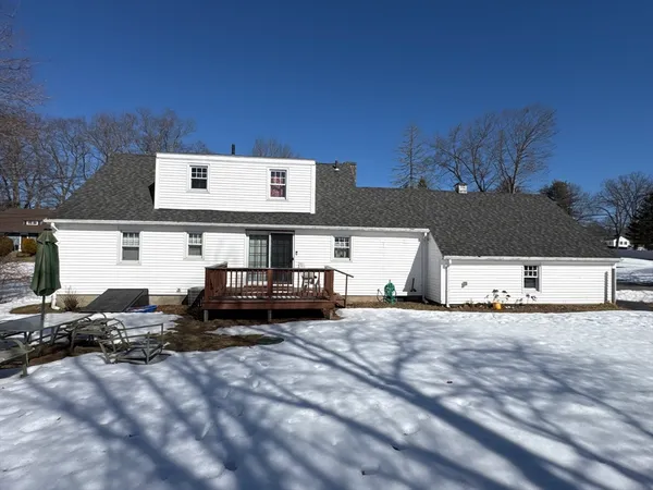 $449,900 | 39 Fairlawn Avenue, Oxford, MA 01540