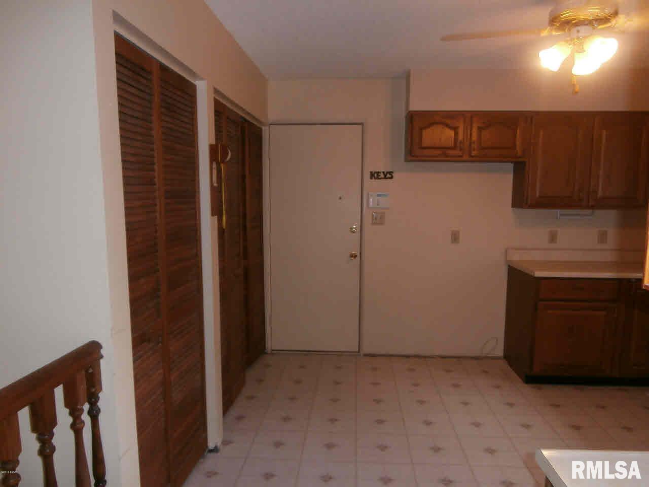 11669 Spowart Road West Frankfort, IL 62896 - Photo 11 of 36 Gallery Image 11