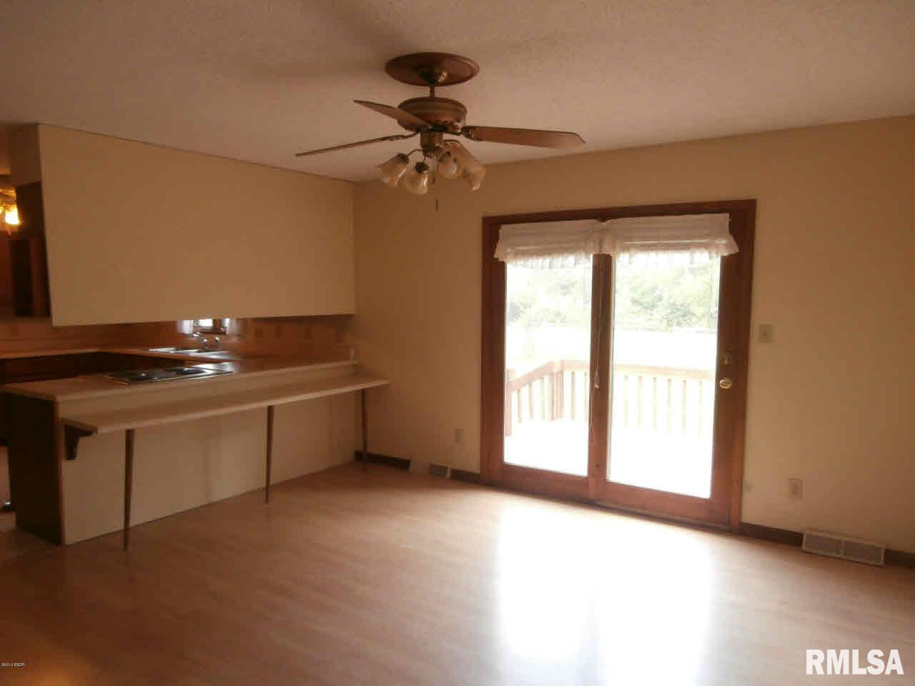 11669 Spowart Road West Frankfort, IL 62896 - Photo 13 of 36 Gallery Image 13