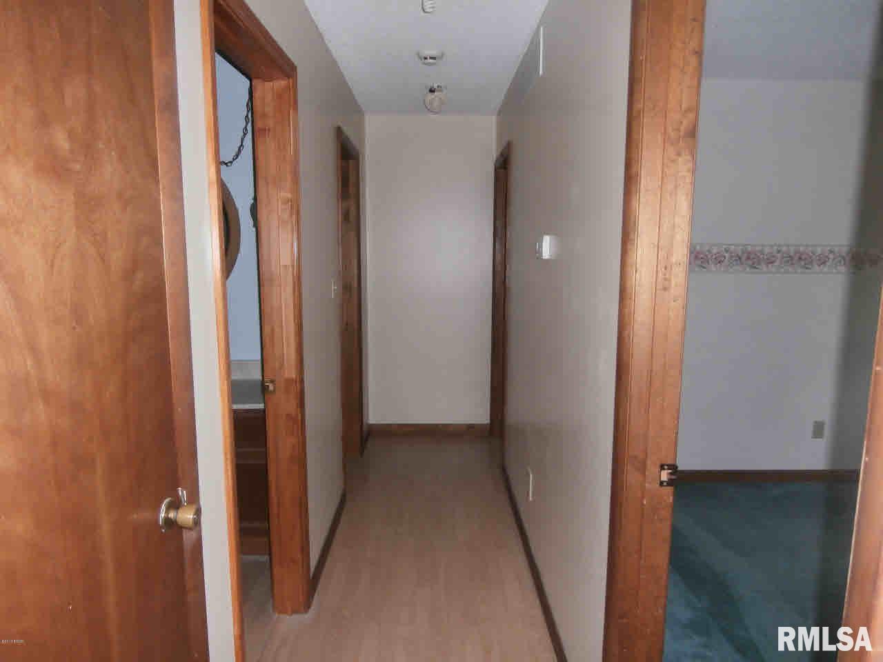 11669 Spowart Road West Frankfort, IL 62896 - Photo 17 of 36 Gallery Image 17