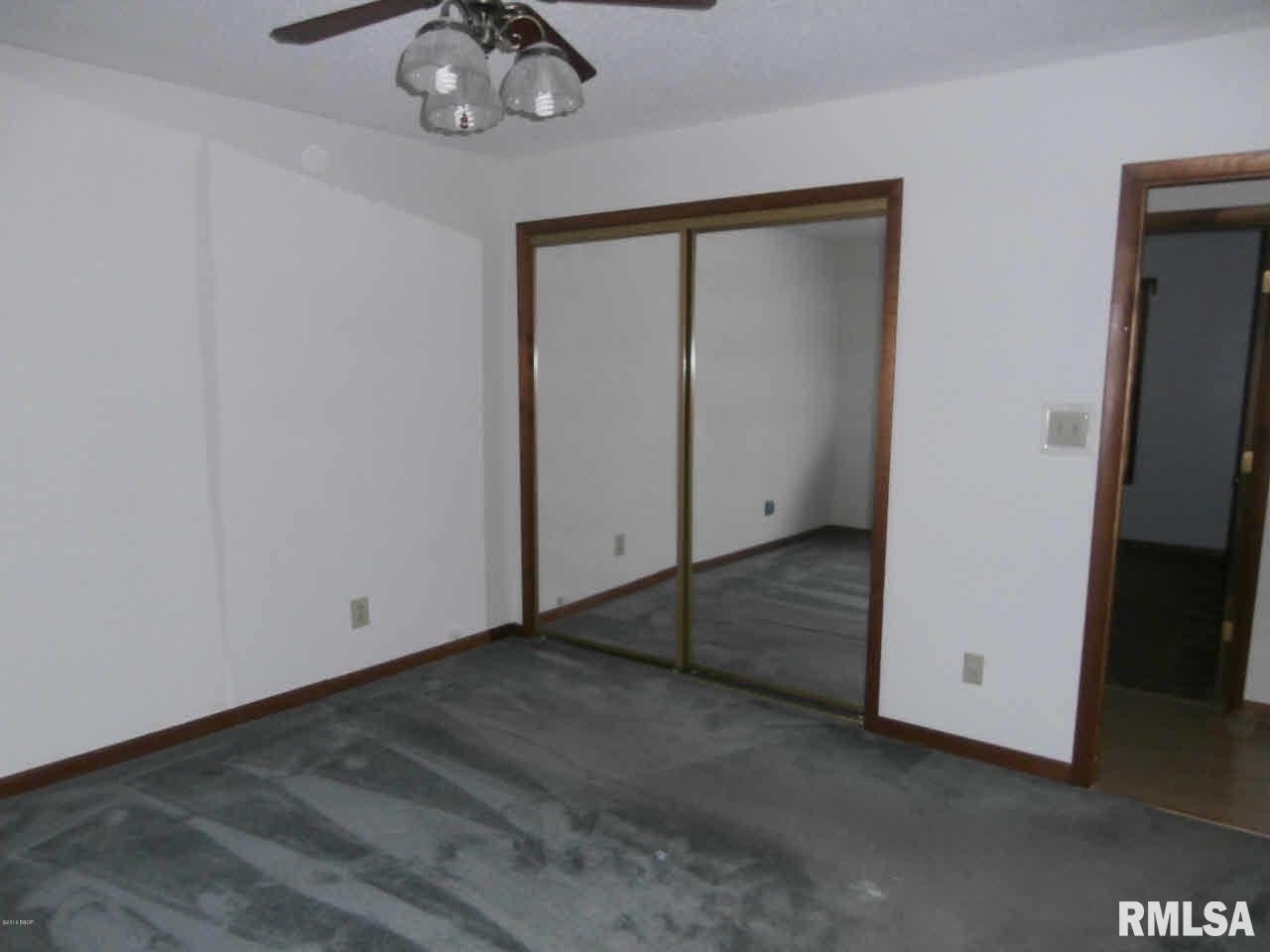 11669 Spowart Road West Frankfort, IL 62896 - Photo 21 of 36 Gallery Image 21