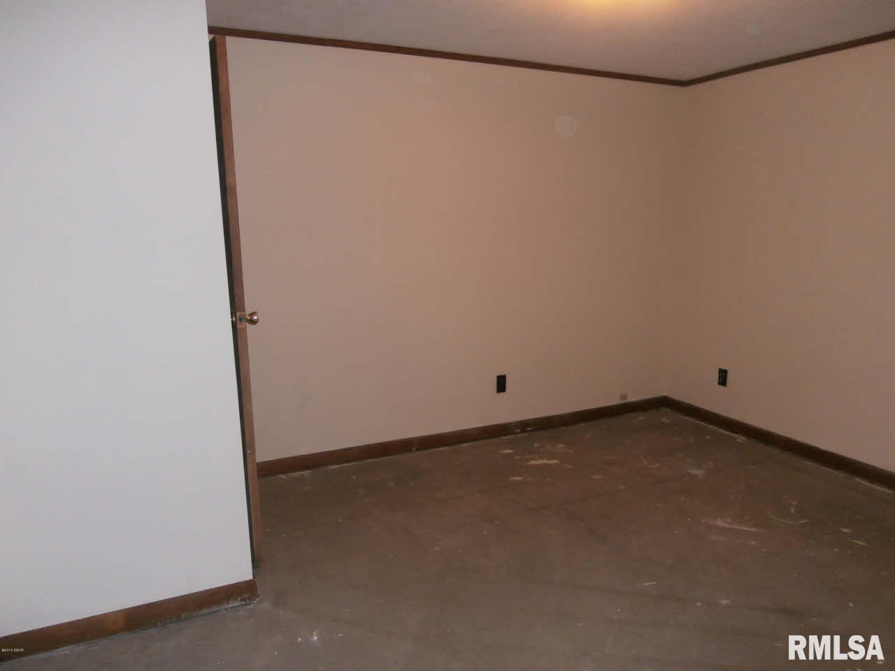 11669 Spowart Road West Frankfort, IL 62896 - Photo 29 of 36 Gallery Image 29