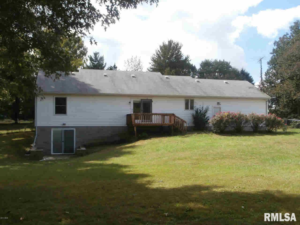 11669 Spowart Road West Frankfort, IL 62896 - Photo 7 of 36 Gallery Image 7