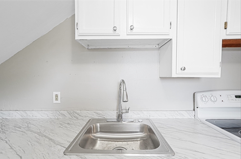 34 Worcester Road Charlton, MA 01507 - Photo 19 of 33 Gallery Image 19
