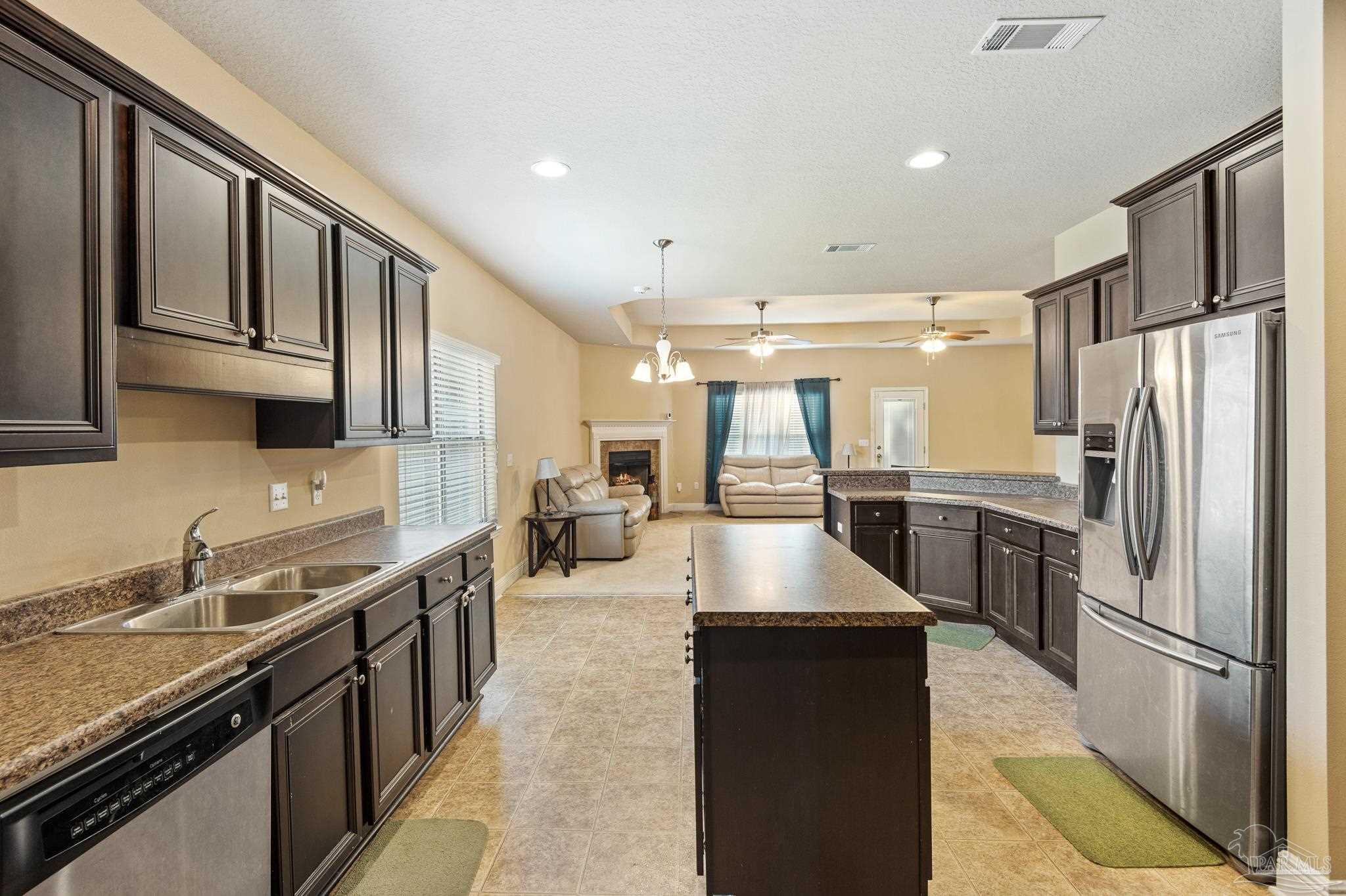 5883 Rustic Ridge Circle Milton, FL 32570 - Photo 5 of 23 Gallery Image 5