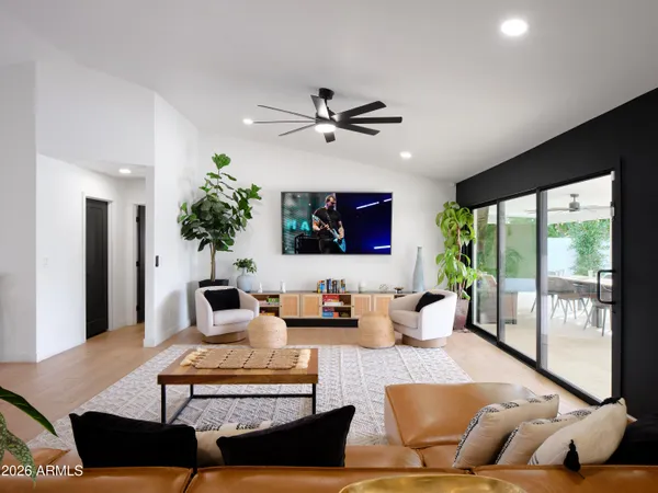 $11,995 | 15218 North 61st Street, Scottsdale, AZ 85254