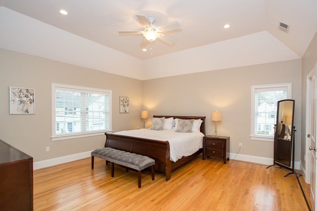 73 Edgemoor Avenue Wellesley, MA 02482 - Photo 12 of 30