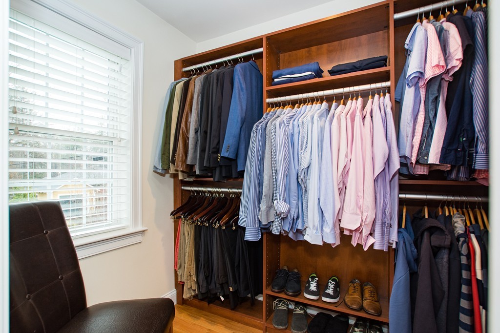 73 Edgemoor Avenue Wellesley, MA 02482 - Photo 15 of 30