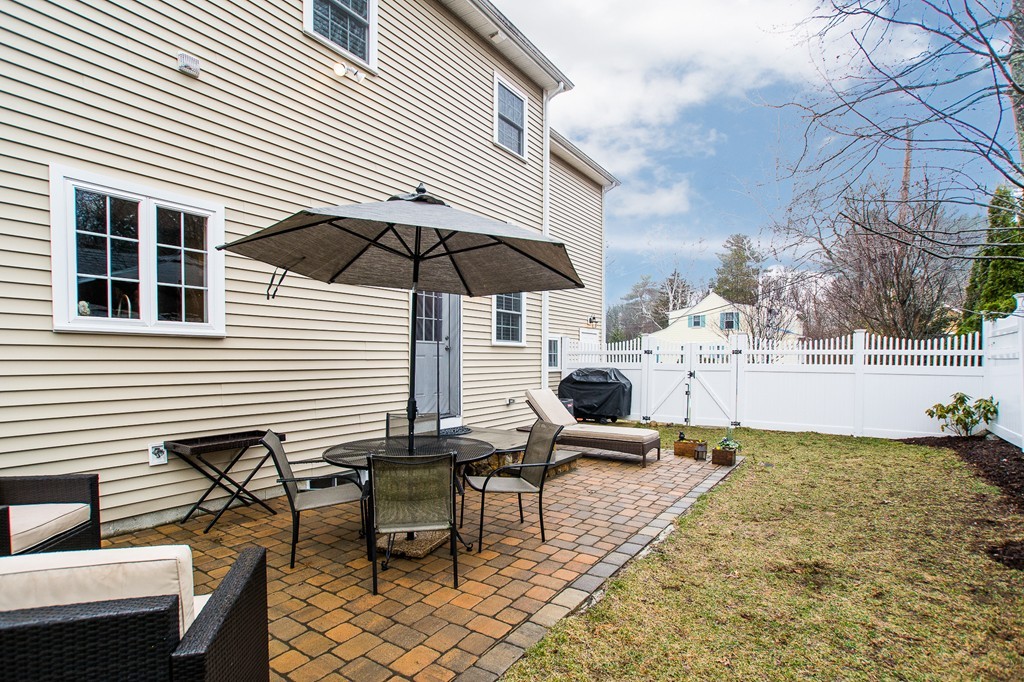 73 Edgemoor Avenue Wellesley, MA 02482 - Photo 28 of 30