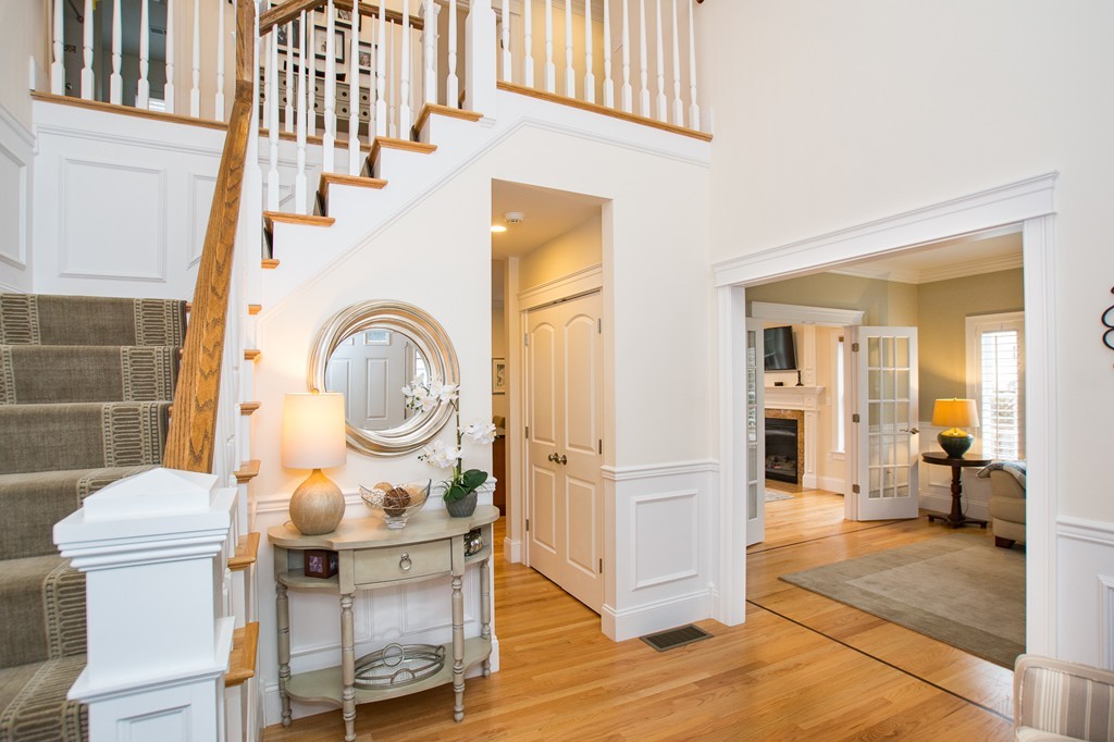 73 Edgemoor Avenue Wellesley, MA 02482 - Photo 10 of 30