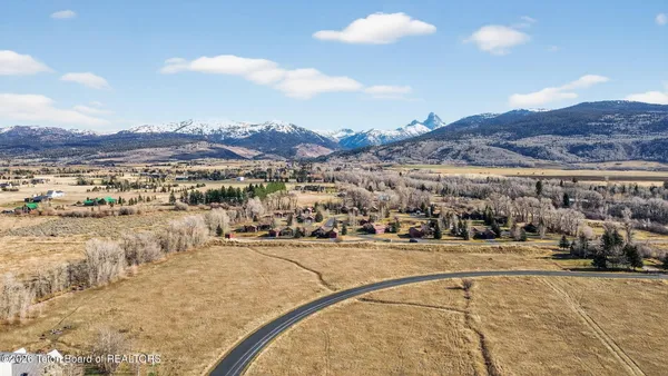 $425,000 | 2470 Falcon Creek Drive, Driggs, ID 83422
