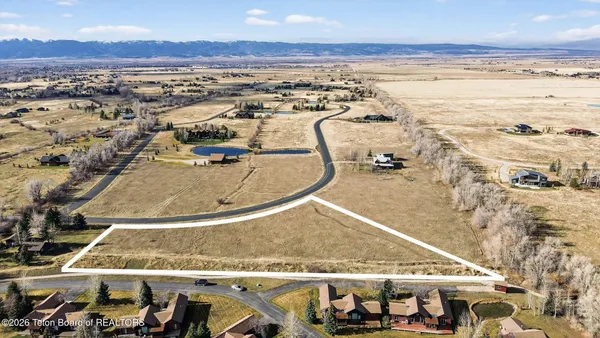$425,000 | 2470 Falcon Creek Drive, Driggs, ID 83422