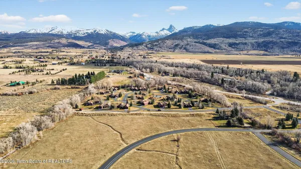$425,000 | 2470 Falcon Creek Drive, Driggs, ID 83422