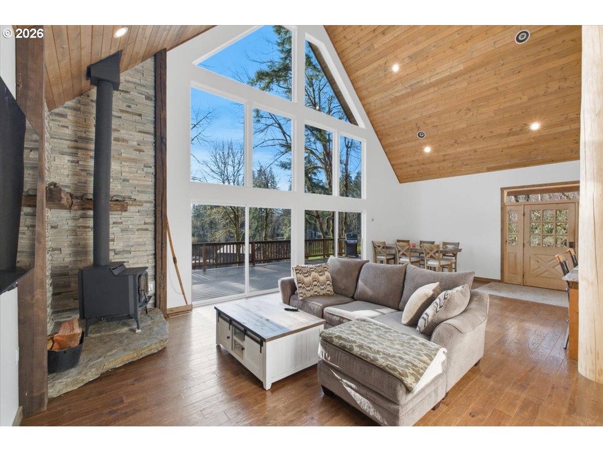 53 Olalla Road Toledo, OR 97391 - Photo 16 of 48