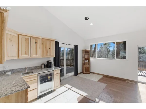 $1,145,000 | 53 Olalla Road, Toledo, OR 97391