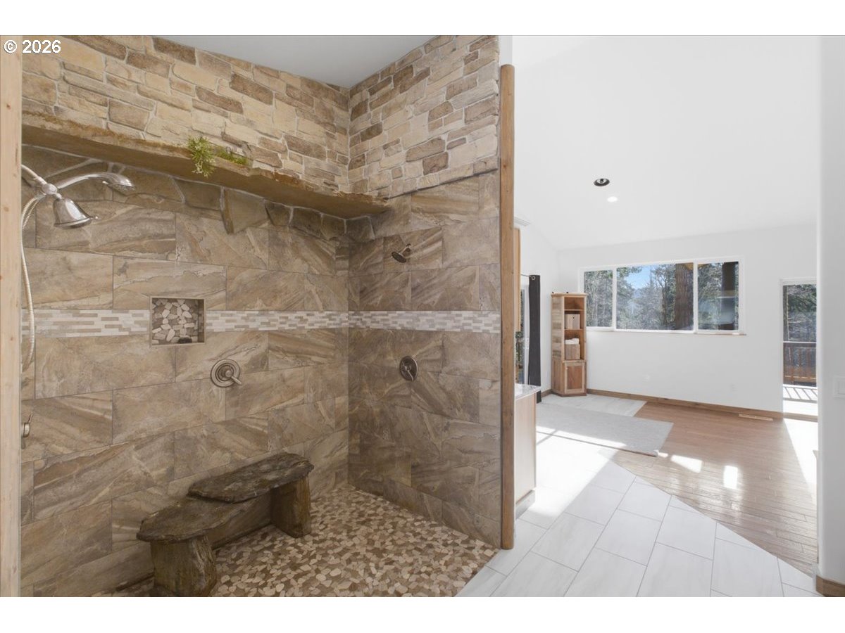 53 Olalla Road Toledo, OR 97391 - Photo 24 of 48